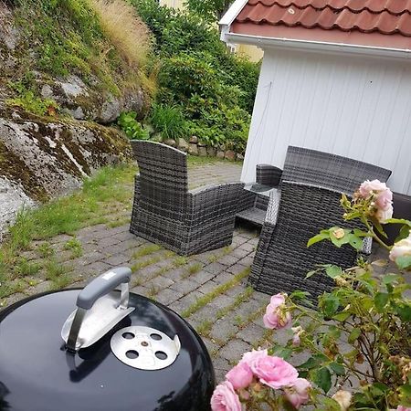 Lys Og Lettstelt Leilighet Med Utsikt Over Byen Apartment Sandefjord Exterior photo